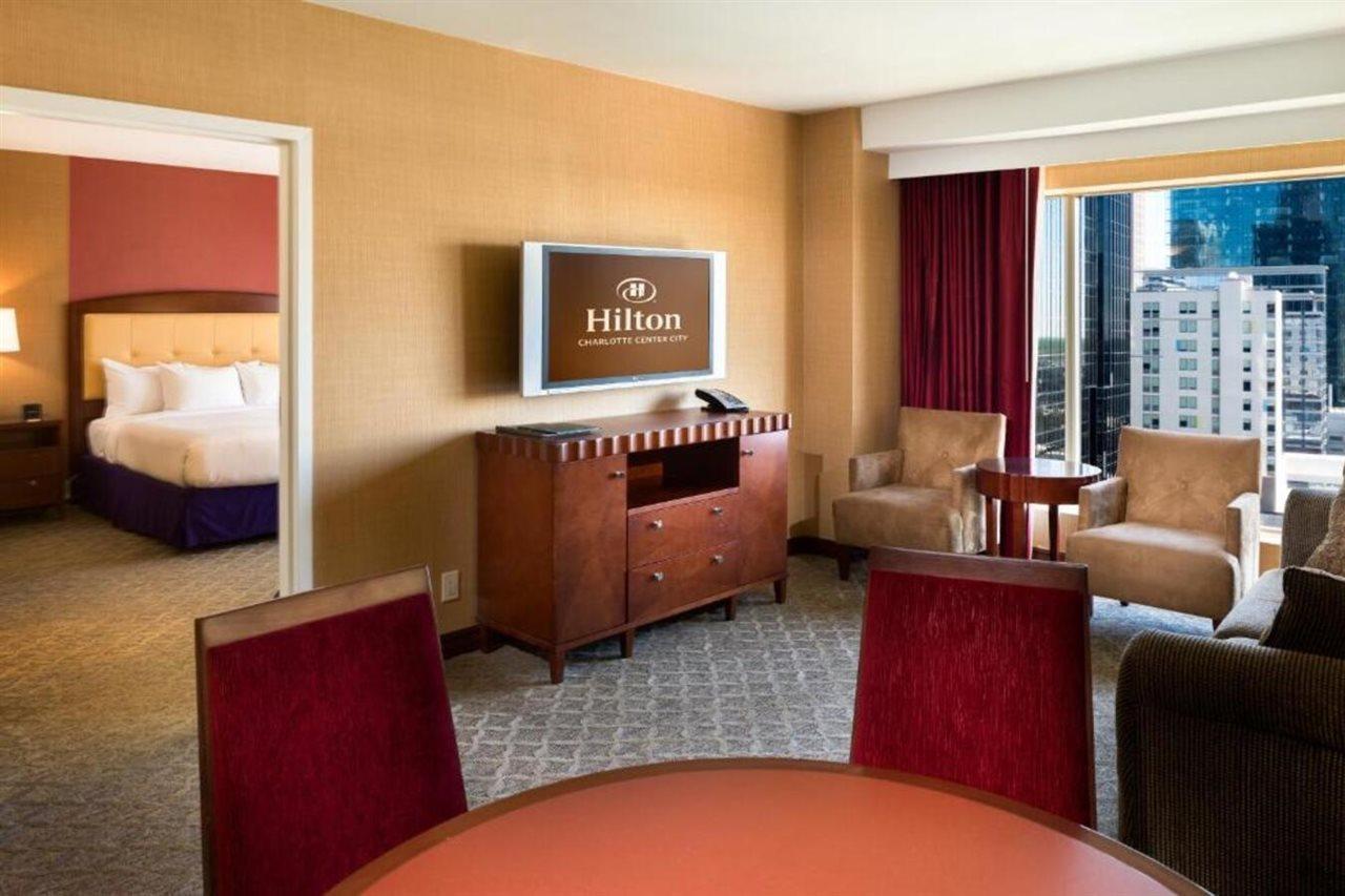Hilton Charlotte Uptown Hotell Exteriör bild