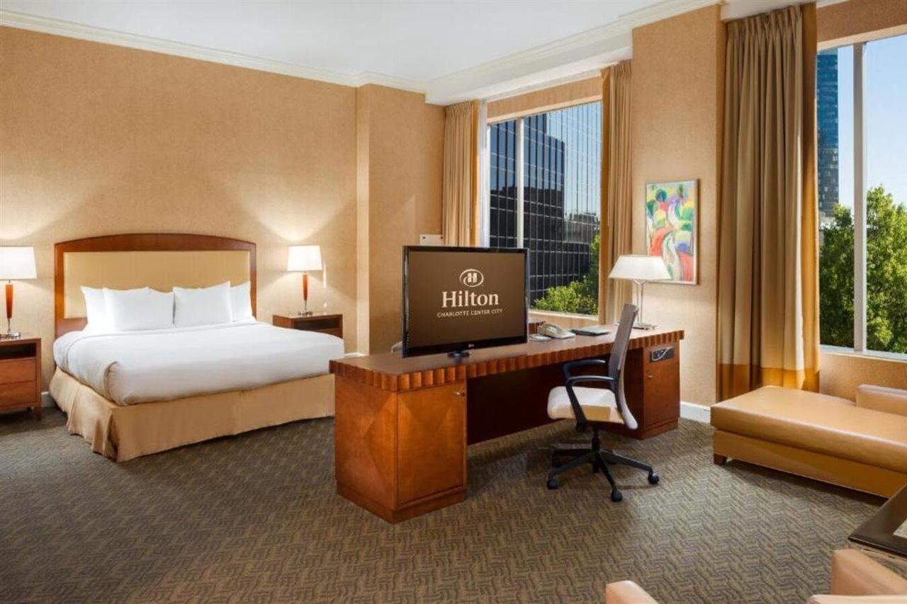 Hilton Charlotte Uptown Hotell Exteriör bild