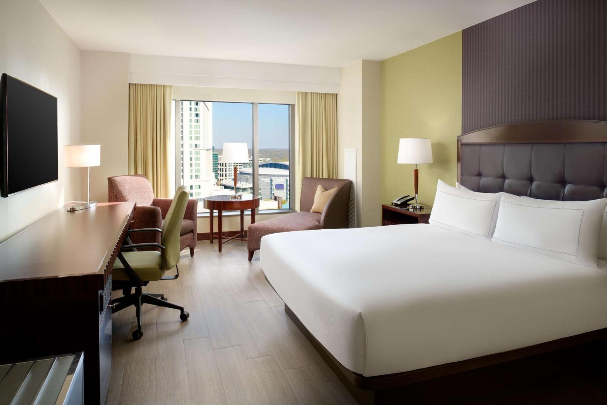 Hilton Charlotte Uptown Hotell Exteriör bild