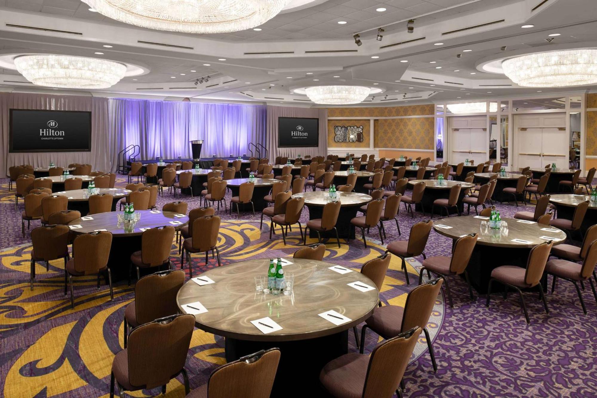Hilton Charlotte Uptown Hotell Exteriör bild