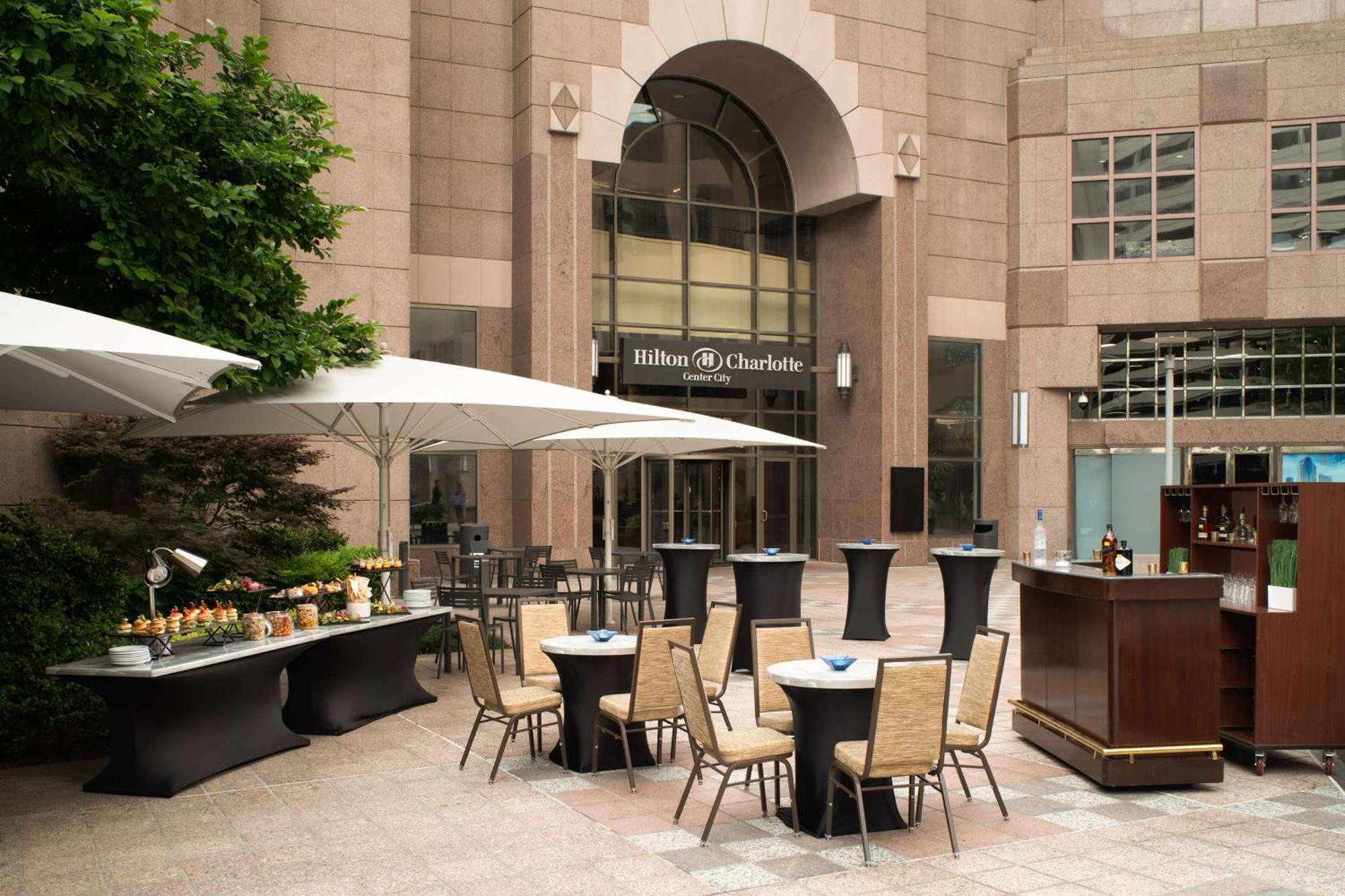 Hilton Charlotte Uptown Hotell Exteriör bild