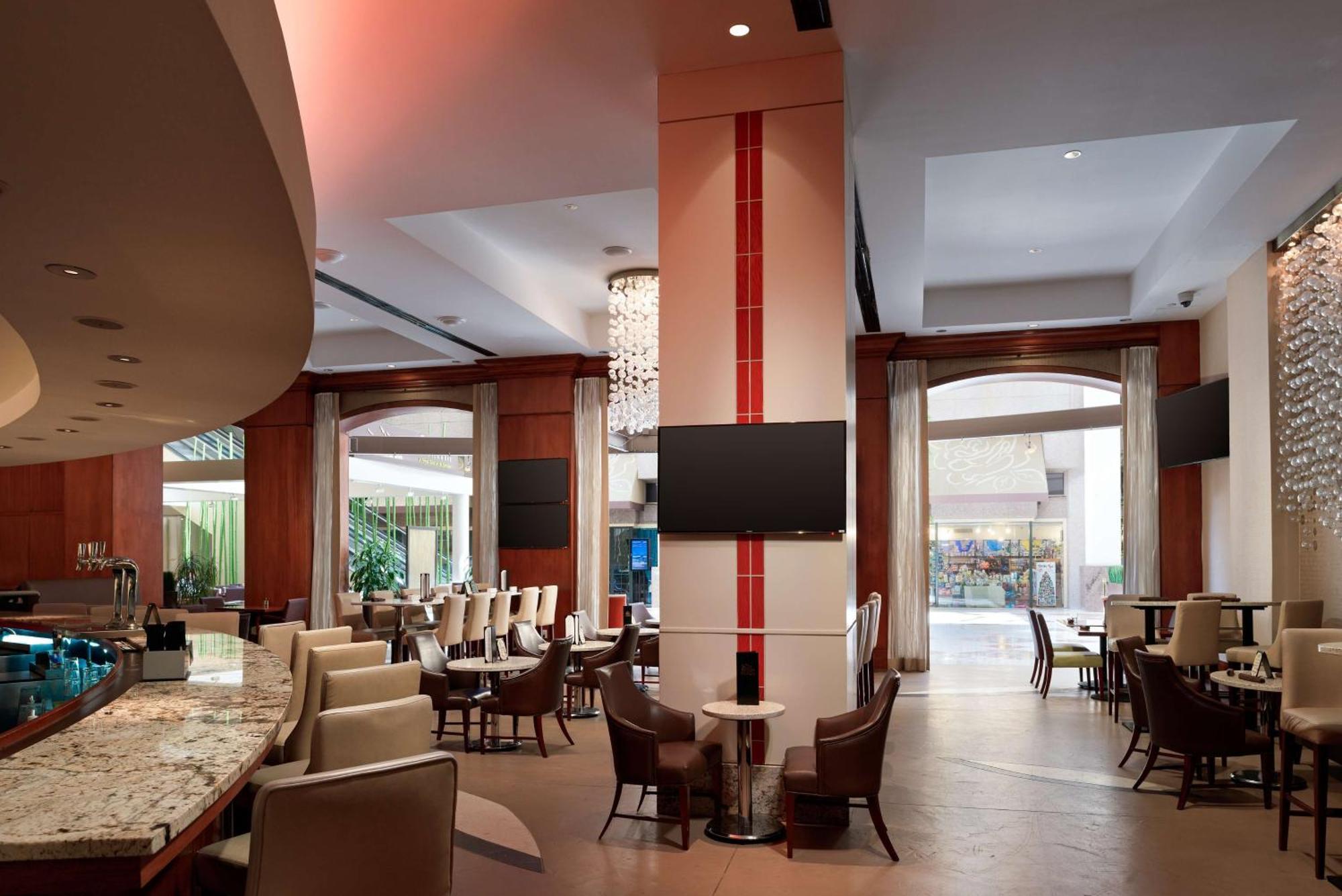 Hilton Charlotte Uptown Hotell Exteriör bild
